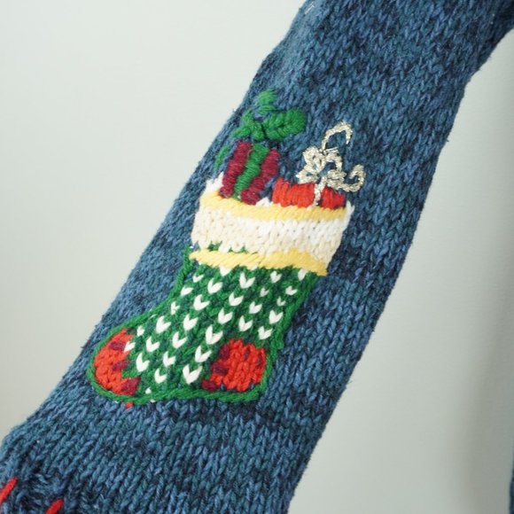 Vintage Tiara International Blue Crew Neck Embroidered Santa Sweater Size Medium - Picture 4 of 7